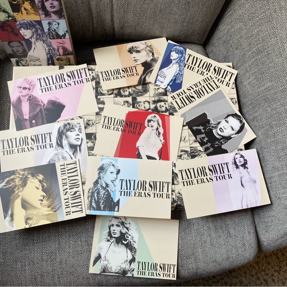 Taylor Swift Eras Tour VIP package **POSTCARD SET ONLY** - Picture 1 of 2